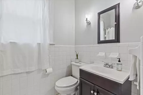 Bath - 924 Beman St, Augusta, GA 30904 photo 2 of 2