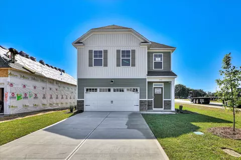 1042 Mizuno Dr, Hephzibah, GA 30815