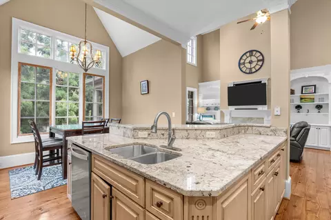 Kitchen - 1013 Emerald Pl, Evans, GA 30809 photo 8 of 8