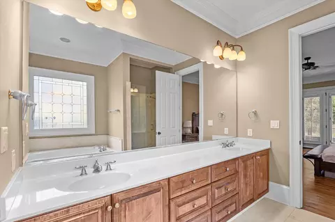 Bath - 1013 Emerald Pl, Evans, GA 30809 photo 1 of 7