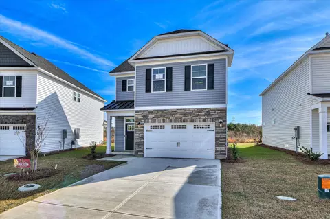 1054 Mizuno Dr, Hephzibah, GA 30815