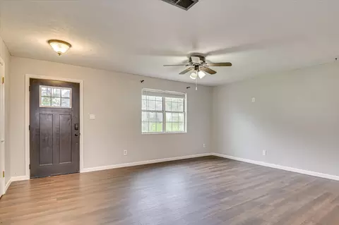 Living - 525 Pheasant Run Dr, Evans, GA 30809 photo 1 of 8