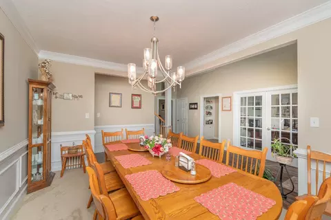 Dining - 917 Windmill Pkwy, Evans, GA 30809 photo 2 of 4