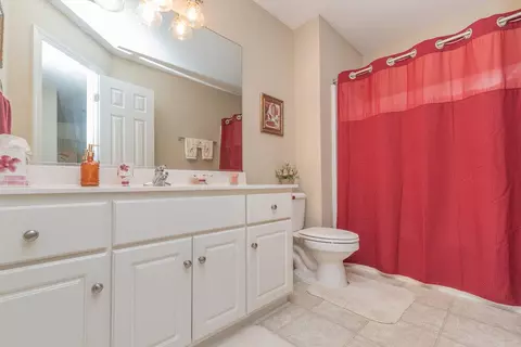 Bath - 917 Windmill Pkwy, Evans, GA 30809 photo 6 of 11