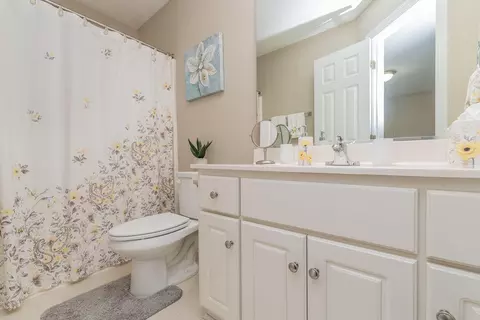 Bath - 917 Windmill Pkwy, Evans, GA 30809 photo 9 of 11