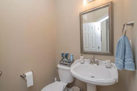 Bath - 917 Windmill Pkwy, Evans, GA 30809 photo 1 of 11