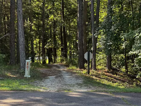 L5 B25 Loblolly Point, Mccormick, SC 29835