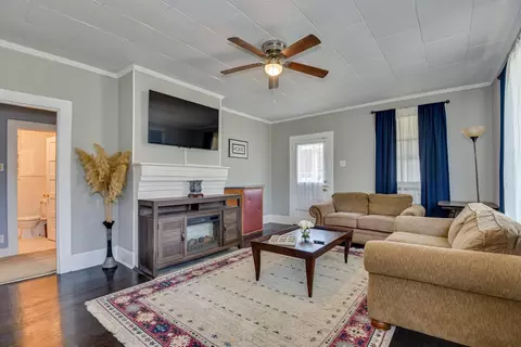 Living - 1964 Barnes Rd, Augusta, GA 30906 photo 2 of 3