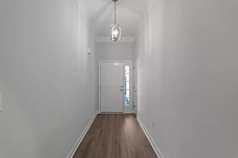 Entry Way - 1341 Elbron Dr, Augusta, GA 30909 photo 2 of 7