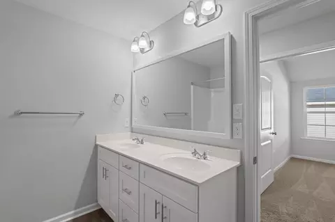 Bath - 1341 Elbron Dr, Augusta, GA 30909 photo 3 of 5