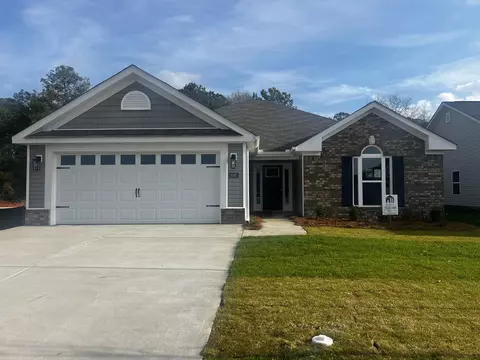 8901 Snelling Dr, Aiken, SC 29803