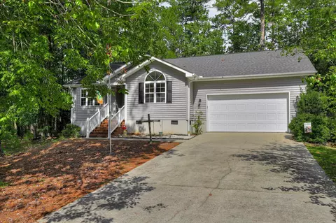 205 Candlewick Loop, Mccormick, SC 29835