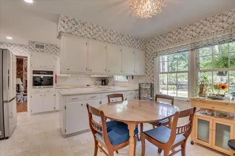 Kitchen - 538 Regent Rd, Augusta, GA 30909 photo 9 of 9