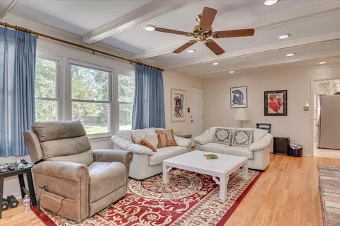 Living - 538 Regent Rd, Augusta, GA 30909 photo 5 of 11