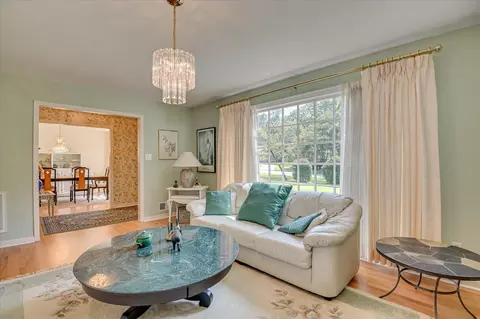 Living - 538 Regent Rd, Augusta, GA 30909 photo 8 of 11