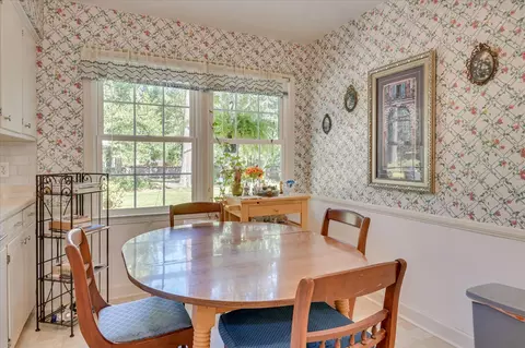 Dining - 538 Regent Rd, Augusta, GA 30909 photo 1 of 4