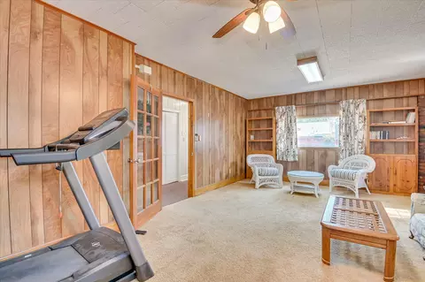 Living - 538 Regent Rd, Augusta, GA 30909 photo 11 of 11