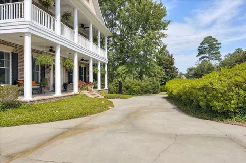 Exterior - 129 Pond View Rd, Evans, GA 30809 photo 2 of 27