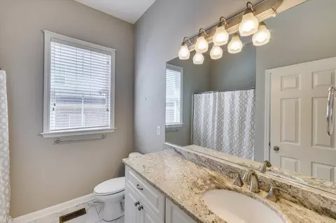Bath - 422 Armstrong Way, Evans, GA 30809 photo 3 of 4