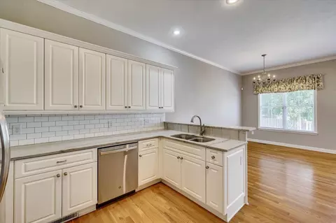 Kitchen - 422 Armstrong Way, Evans, GA 30809 photo 2 of 4