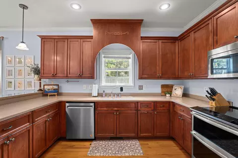 Kitchen - 1088 Conn Dr, Evans, GA 30809 photo 4 of 7