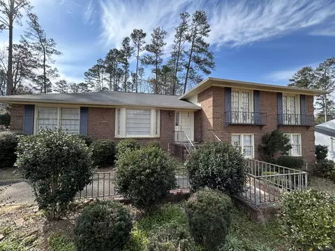 Exterior - 605 Regent Rd, Augusta, GA 30909 photo 3 of 4