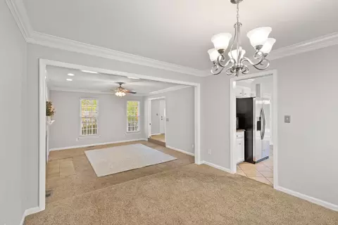 Living - 4183 Quinn Dr, Evans, GA 30809 photo 4 of 4