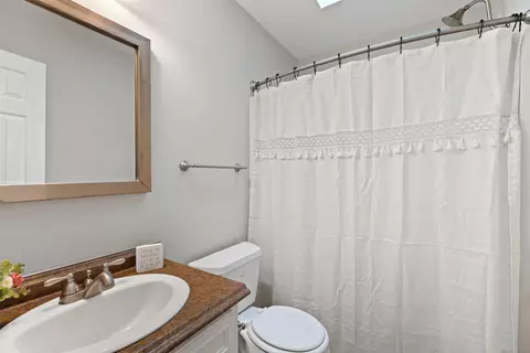 Bath - 4183 Quinn Dr, Evans, GA 30809 photo 5 of 5