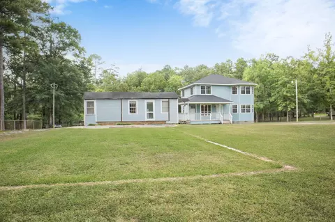 1085 Lake Dr, Lincolnton, GA 30817