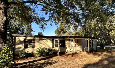 249 S Seymour Dr, Thomson, GA 30824