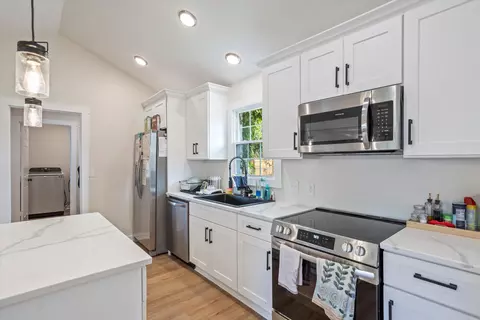 Kitchen - 3319 W Thread Needle Rd, Augusta, GA 30907 photo 3 of 4