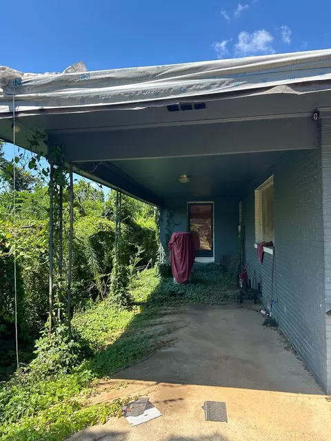 Exterior - 1539 Chestnut St, Augusta, GA 30901 photo 3 of 4
