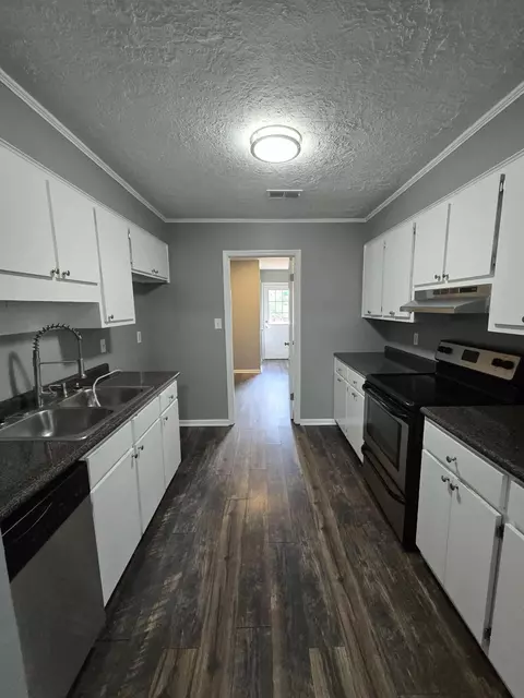 Kitchen - 4442 Roxbury Dr, Evans, GA 30809 photo 2 of 2