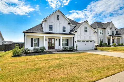1252 Honey Ln, Evans, GA 30809