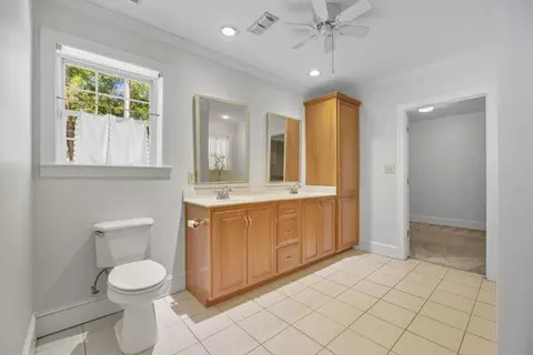 Bath - 3013 Cardinal Dr, Augusta, GA 30909 photo 2 of 3