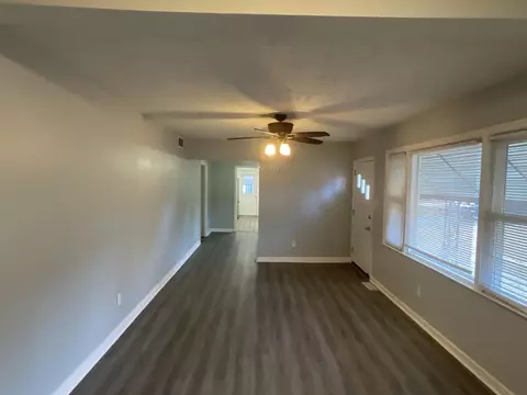 Living - 1932 Satcher Blvd, Augusta, GA 30906 photo 5 of 15