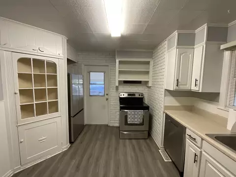 Kitchen - 1932 Satcher Blvd, Augusta, GA 30906 photo 3 of 4