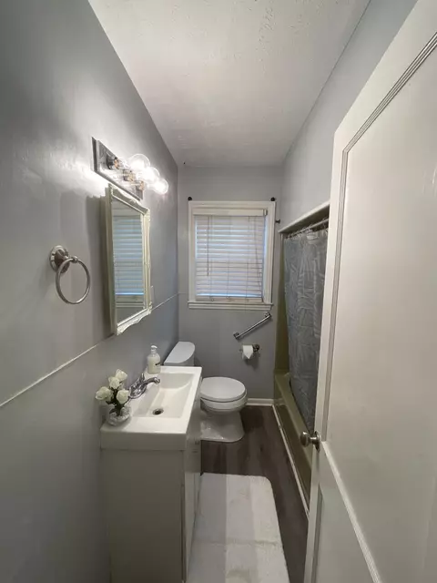 Bath - 1932 Satcher Blvd, Augusta, GA 30906 photo 1 of 3