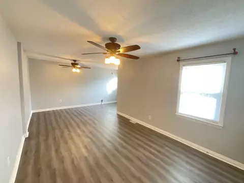 Living - 1932 Satcher Blvd, Augusta, GA 30906 photo 7 of 15