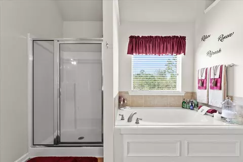 Bath - 4829 Apple Ct, Augusta, GA 30909 photo 3 of 6