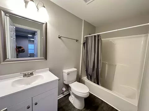 Bath - 602 3rd St, Augusta, GA 30901 photo 4 of 5