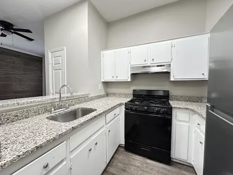 Kitchen - 602 3rd St, Augusta, GA 30901 photo 1 of 7