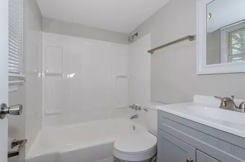 Bath - 602 3rd St, Augusta, GA 30901 photo 5 of 5