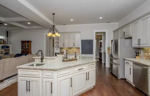 Kitchen - 987 Mitchell Ln, Evans, GA 30809 photo 12 of 12