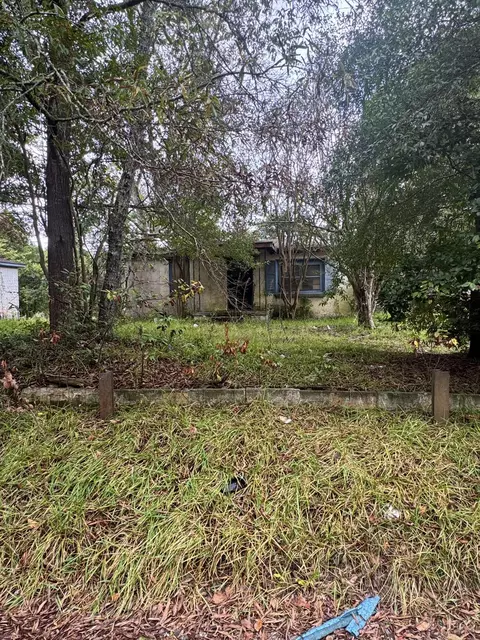 829 Railroad Ave, Waynesboro, GA 30830
