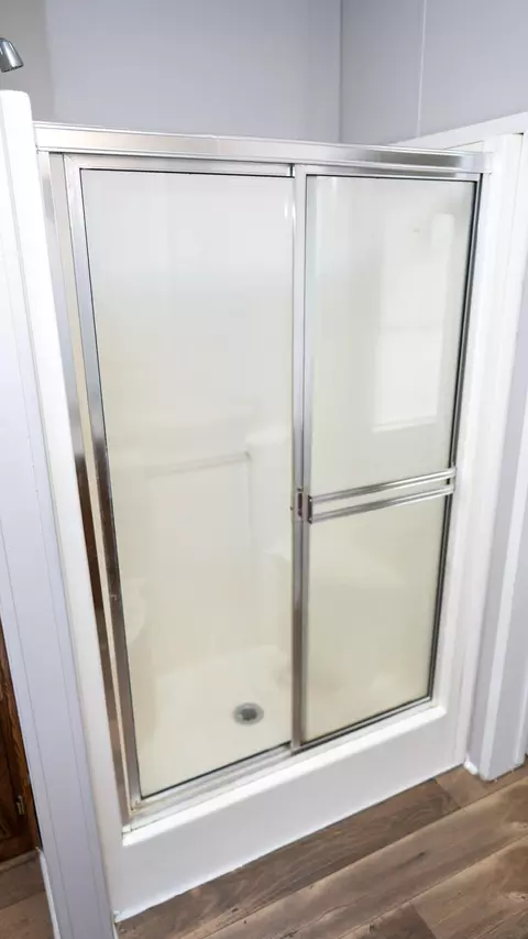 Bath - 1289 Brittany St, Stapleton, GA 30823 photo 3 of 5