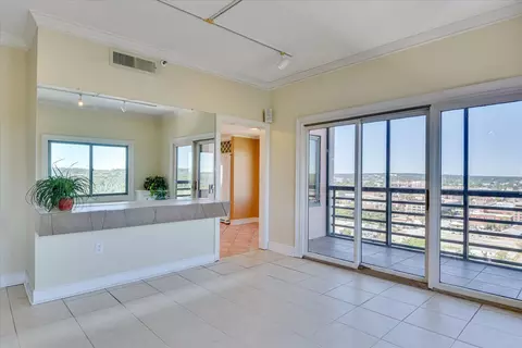 Living - 1 Seventh St #1602, Augusta, GA 30901 photo 1 of 10