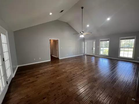 338 Devonshire Dr, Thomson, GA 30824 photo 5