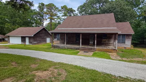 1179 Lakeside Dr, Lincolnton, GA 30817