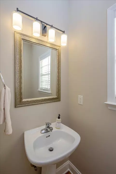 Bath - 4346 Azalea Dr, Evans, GA 30809 photo 1 of 11